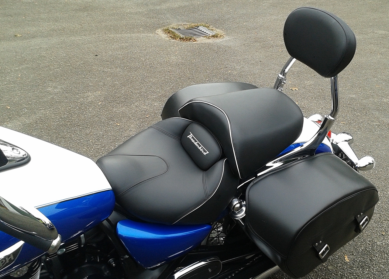 Tiumph Thunderbird